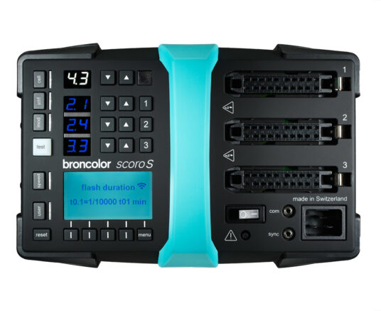 Broncolor Scoro S controls and displays